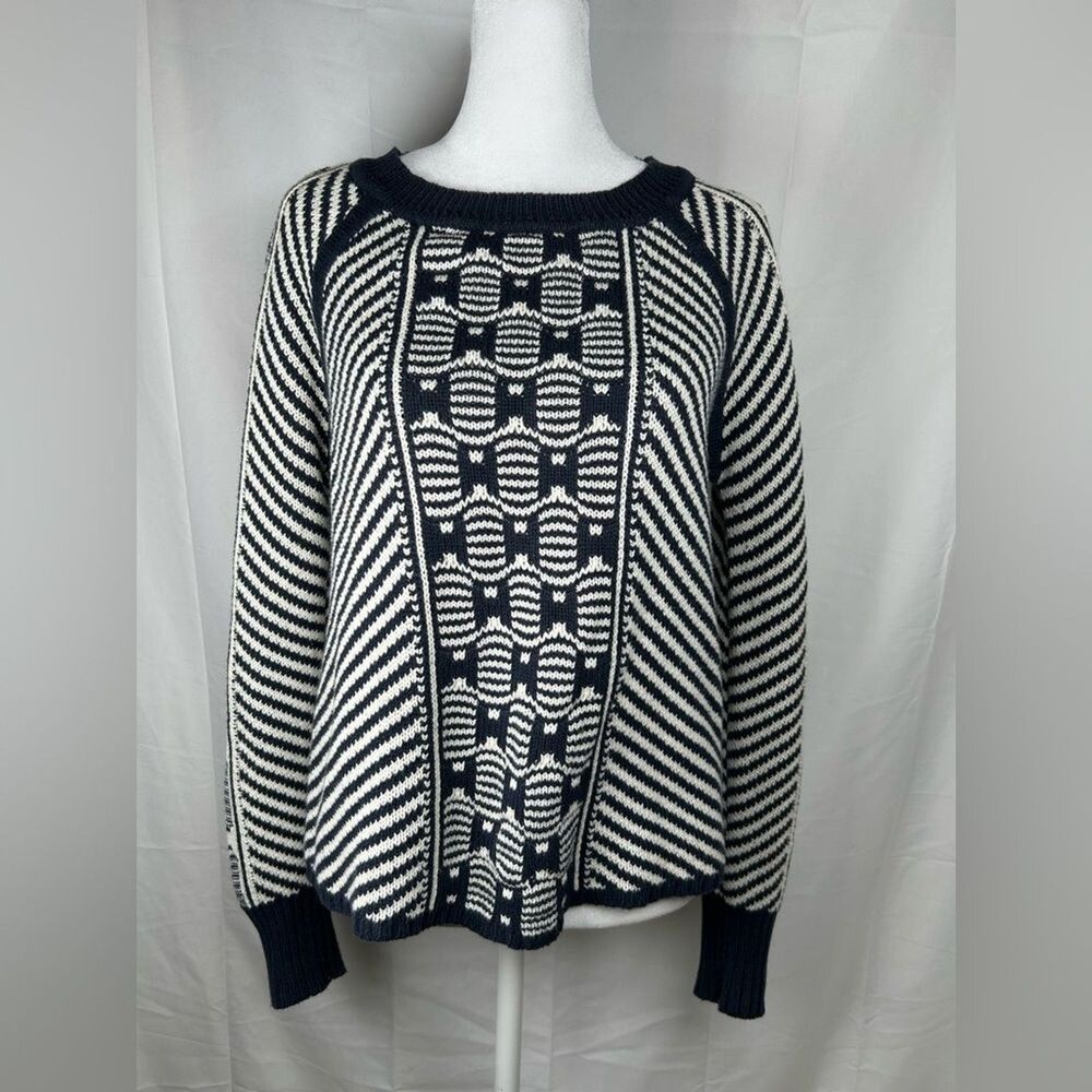 LA Made Sweater Womens XS Navy White Slouchy Knit Relaxed Nordic Scandinavian